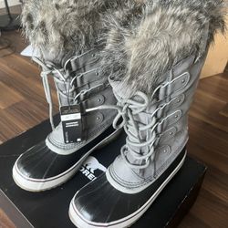 Never Worn-Sorel Joan of Arctic Waterproof Snow Boots Size 9.5