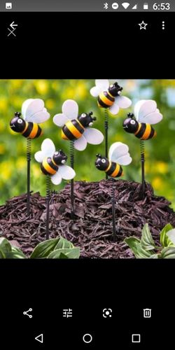 Bee Planter Sticks 7" $4 each