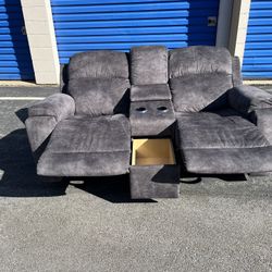 DORIAN LAZYBOY POWER RECLINER 