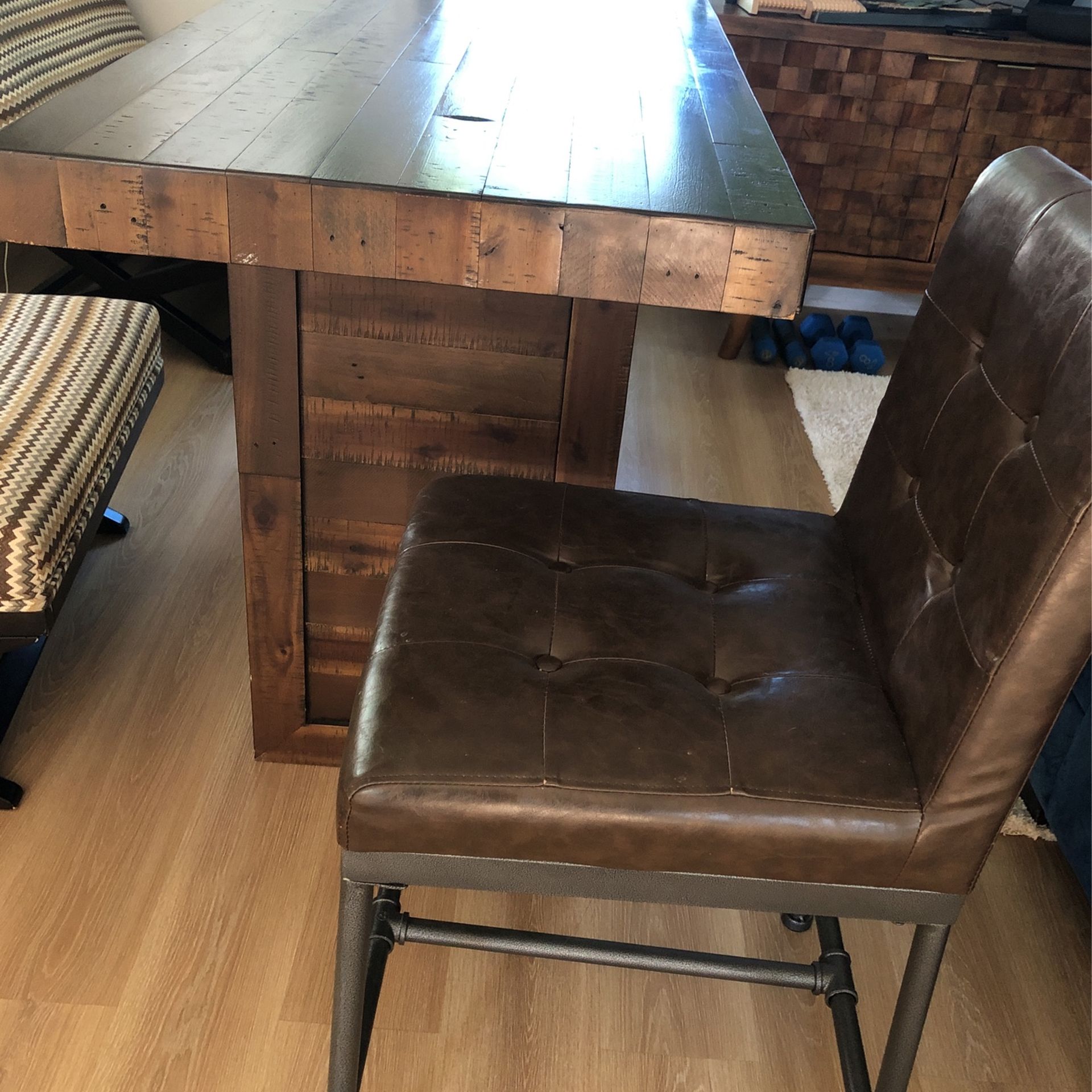 High Dining Table W/ 4 Stools