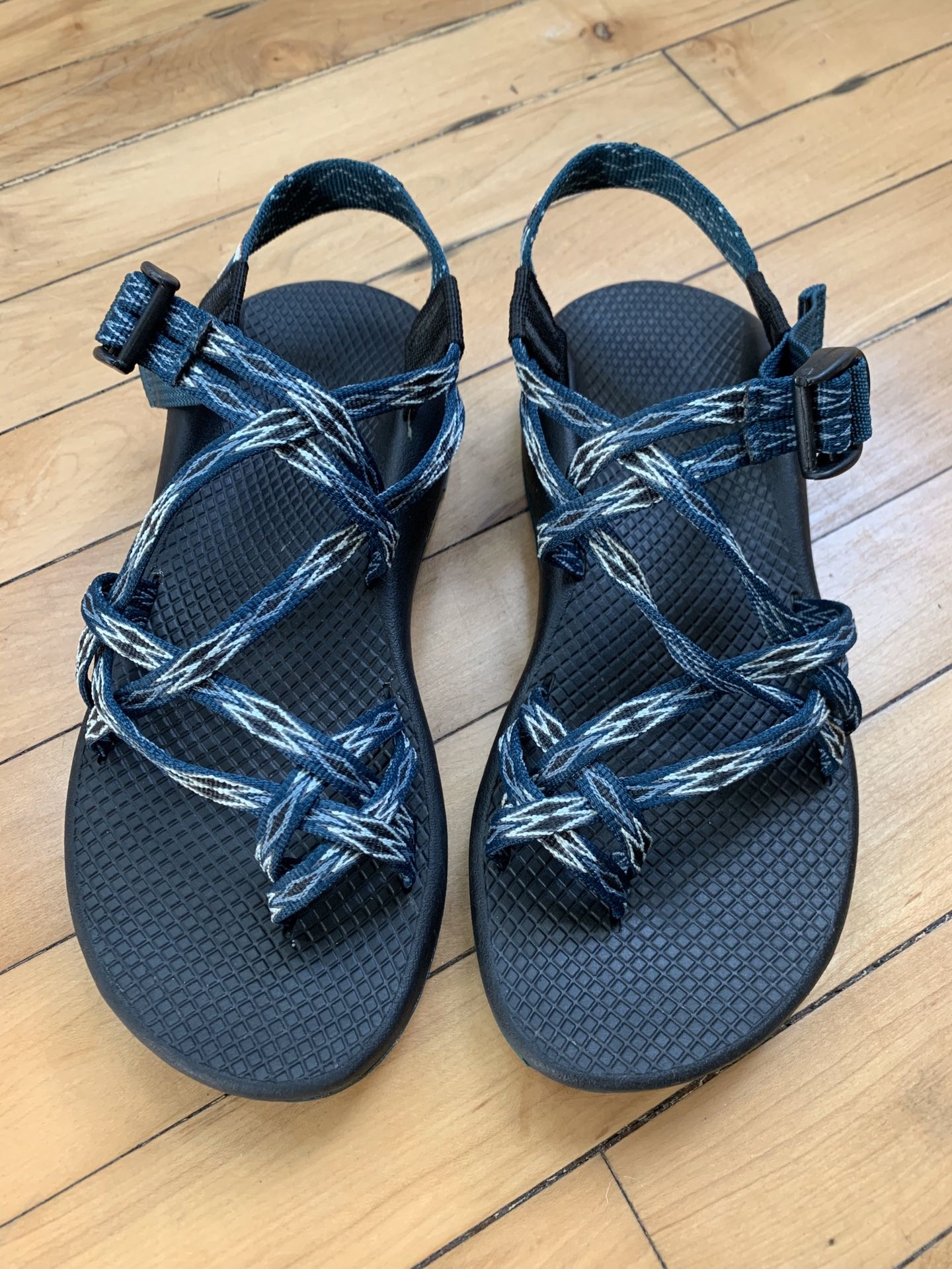 Women’s Chaco ZX/2 - Size 8