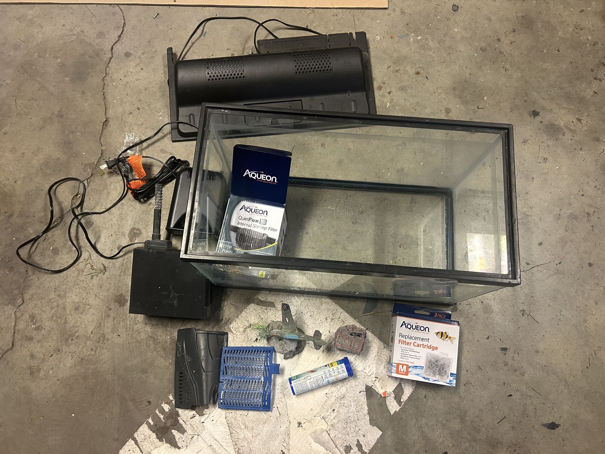 Aquarium Tank and Accessories