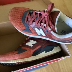 New Balance Women Shoes Size 8