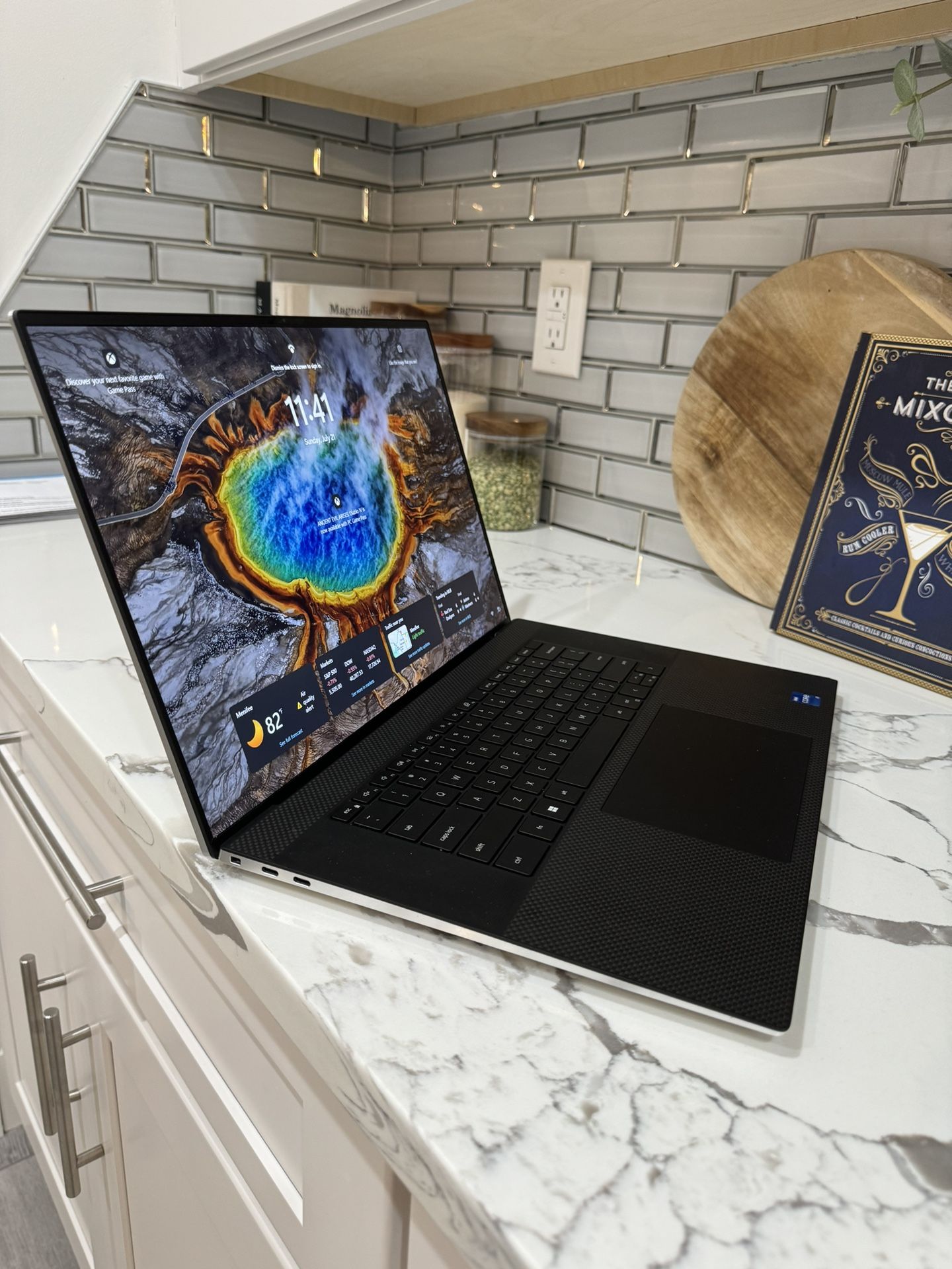 Dell XPS 17 32gb RAM 1TB RTX 3050