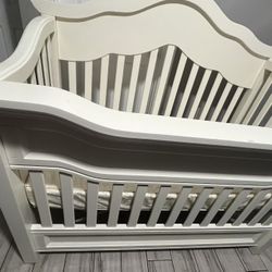 White Baby Crib