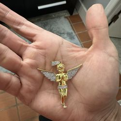 Gold Cubic Zirconia, Angel