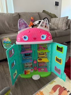 Gabby dollhouse