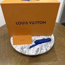 Louis Vuitton EXTRA LARGE box