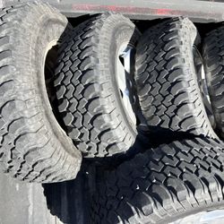 LT 255/75R17 BFGoodrich Wheels &Tires
