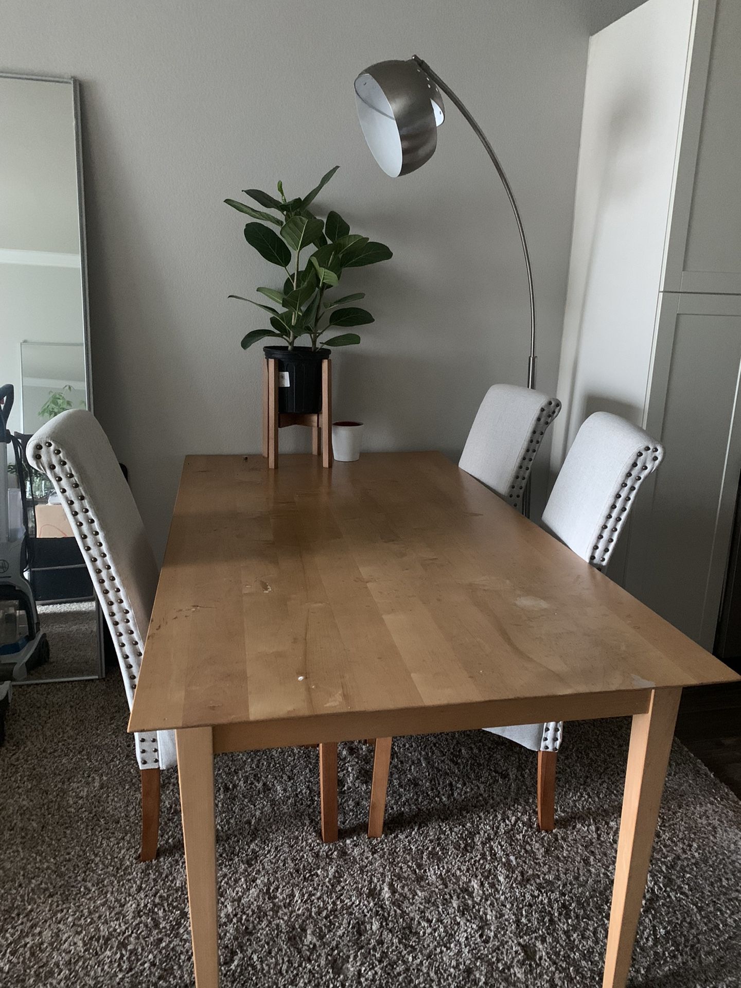 Wooden Dinner Table With 6 Chairs