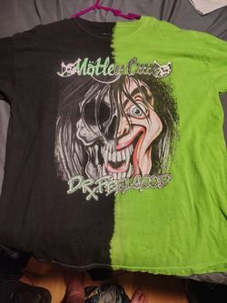 Mötley Crüe Dr. Feelgood Graphic T-Shirt