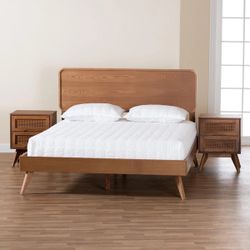 Mid Century Modern King Bed Frame and Nightstands