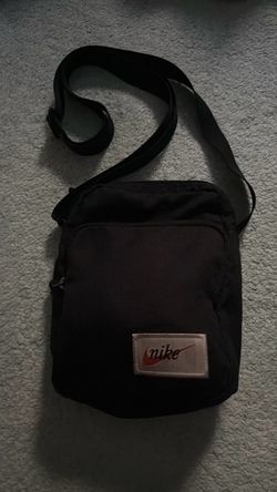 Nike Black Crossbody Shoulder Bag