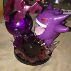 Gengar Statue 