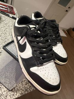 Nike 'Panda' Dunk Lows