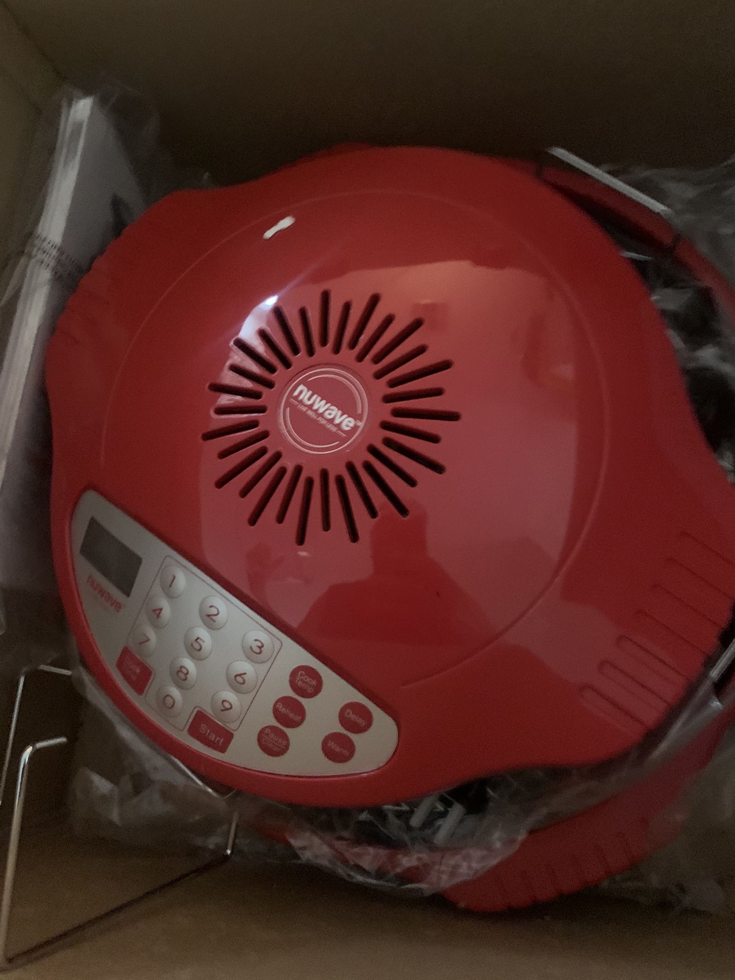 Nuwave Oven. Brand New
