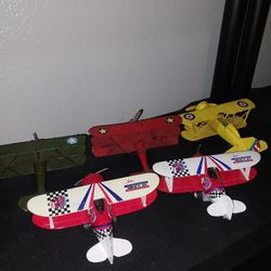 Christmas Items And More MAKE OFFERS 