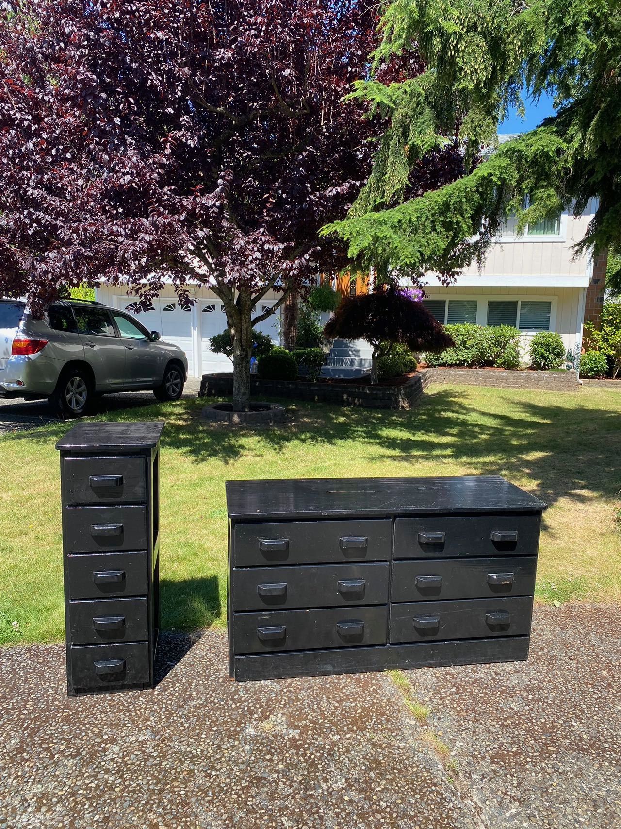 Black solid wood dresser and drawer chest set 
