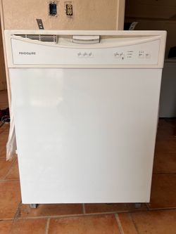 Used Frigidaire Dishwasher