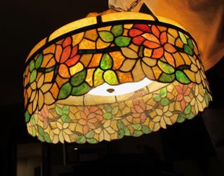 Tiffany style beautiful original leaded glass hanging lamp 85 years old.