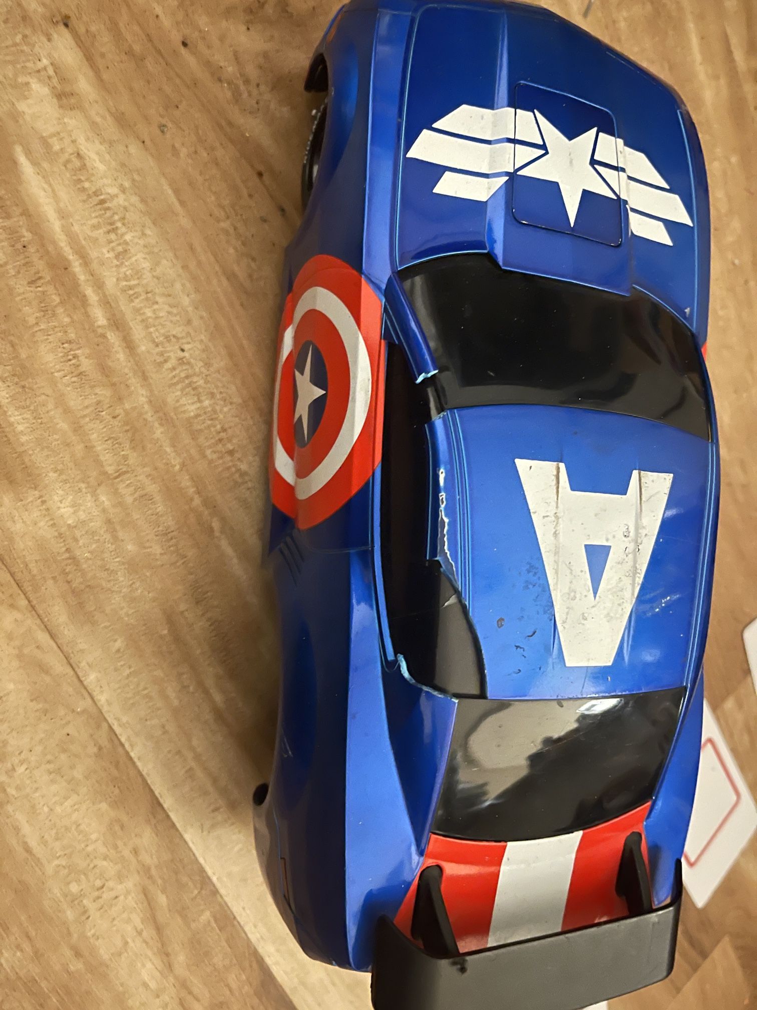 Ridemakerz Marvel Rc Camaro CAPTAIN AMERICA~ w/ Working Lights~Car