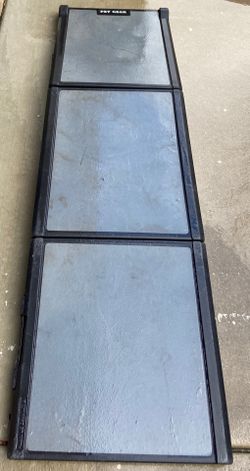 MOVING MUST SELL TODAY - HEAVY DUTY FOLDING DOG RAMP