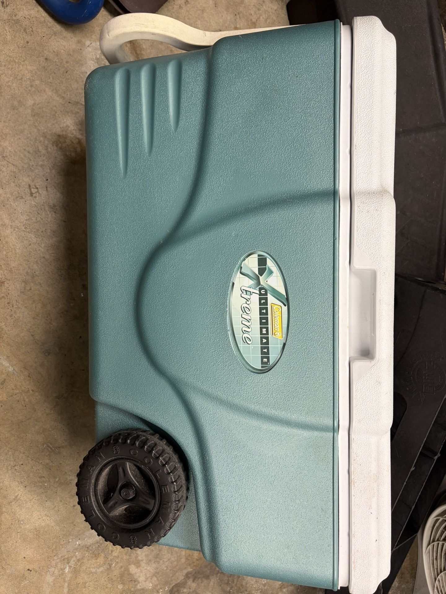 Coleman Extreme Ultimate Wheeling Cooler.