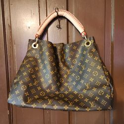 Louis Vuitton Tote Bag/Shoulder Bag
