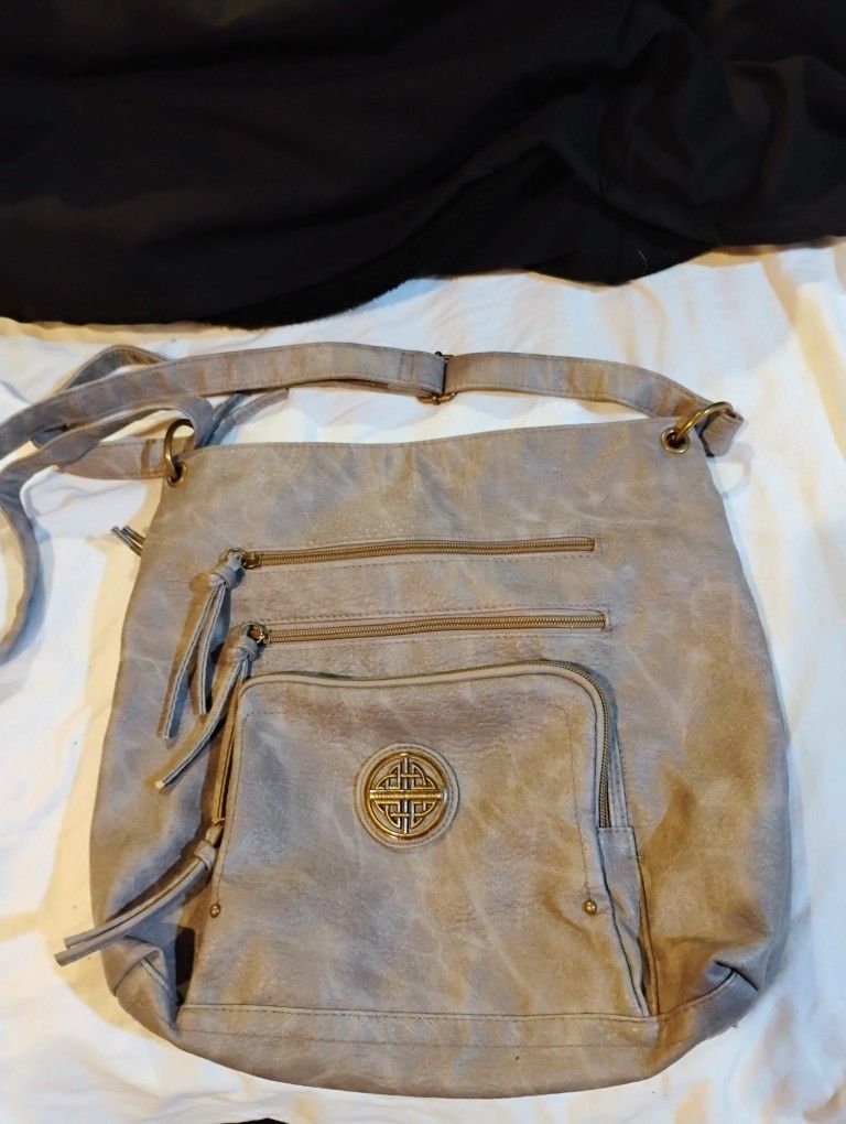 Like New Stone Mountain Purse No Signs Of Wear