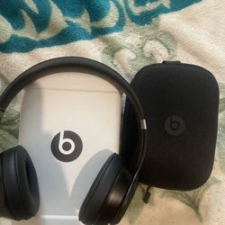 Beats solo 4