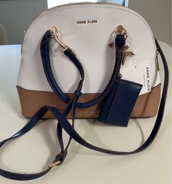 Fashion handbag