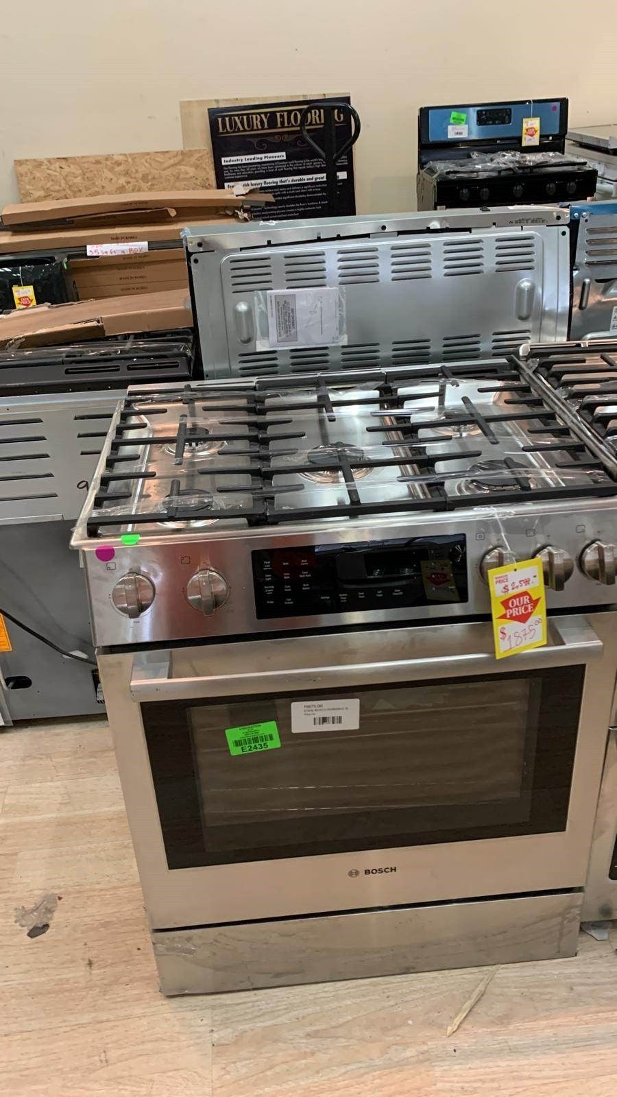 BOSCH HGI8056UC 800 Series 30in 5 Burners 4.8cu ft for Sale in