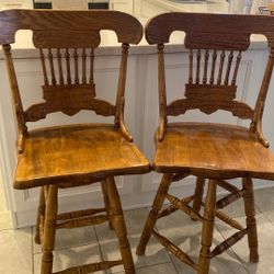 Kitchen bar stools 