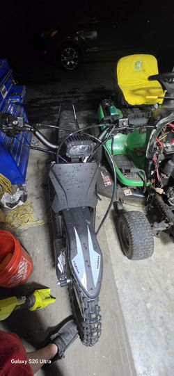 YOZMA IN10 PRO ELECTRIC DIRT BIKE — LIKE NEW!