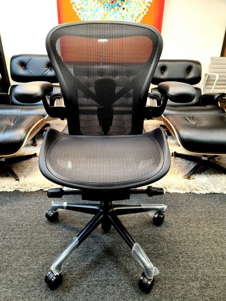 🔥BRAND NEW!🔥HERMAN MILLER REMASTERED AERON GAMING EDITION SIZE C ONYX POSTURE-FIT SL FULLY ADJUSTABLE ARMS SEAT ANGLE TILT LOCK TILT TENSION