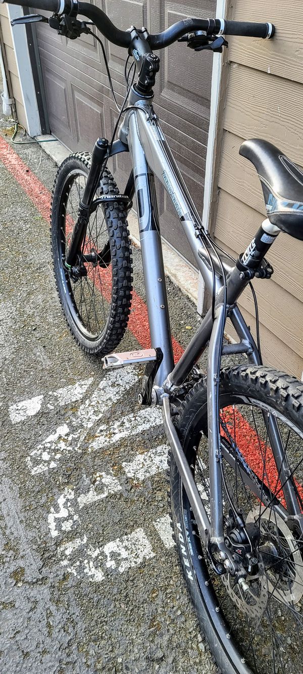 haro zero eight mountain bike