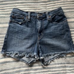 Levi High Rise Shorts 