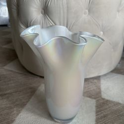 Stunning Murano Ruffle Glass Vase