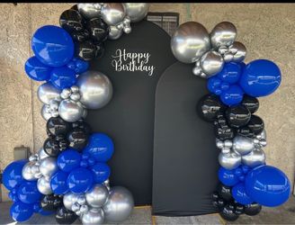 Balloon backdrop decoration