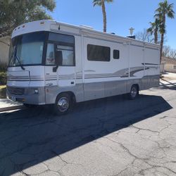 2004 Winnebago Brave