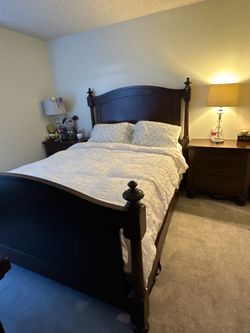 Bedroom set