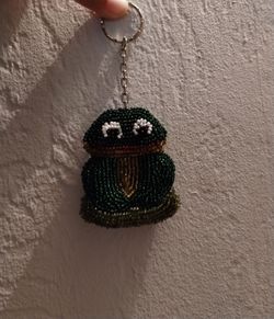 Beaded frog keychain
