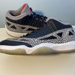 Size 10.5 - Air Jordan 11 Retro IE Low Black Cement