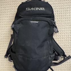 Dakine 20L Heli Pro Backpack Black