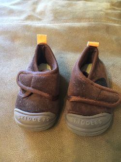 $10 2 pair Baby Boy Shoes brown -12 months Garanimals