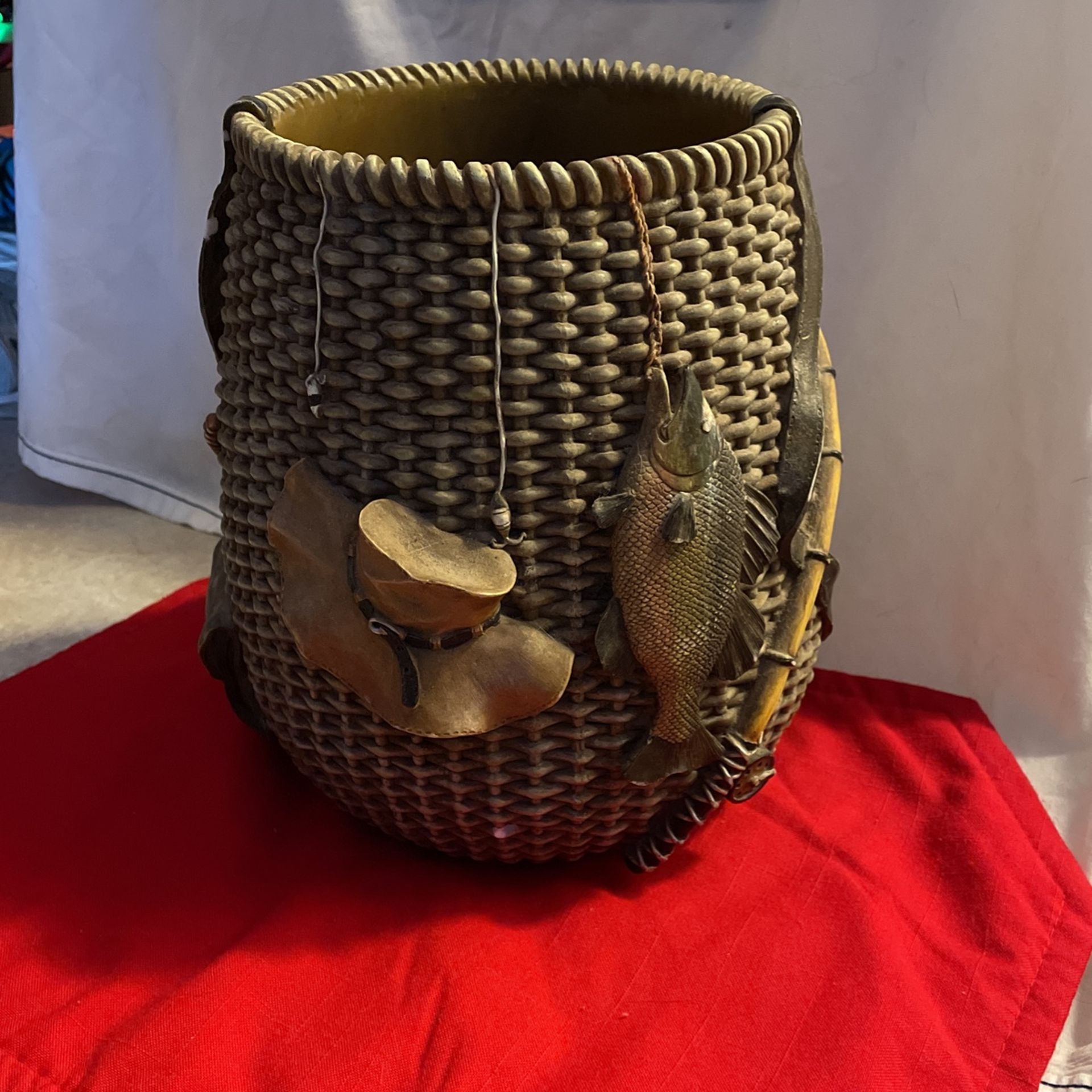 Resign Material Fishermen Reel Holder