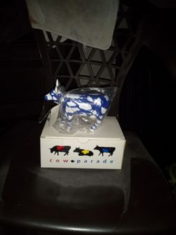Collectable cow Parade cloud