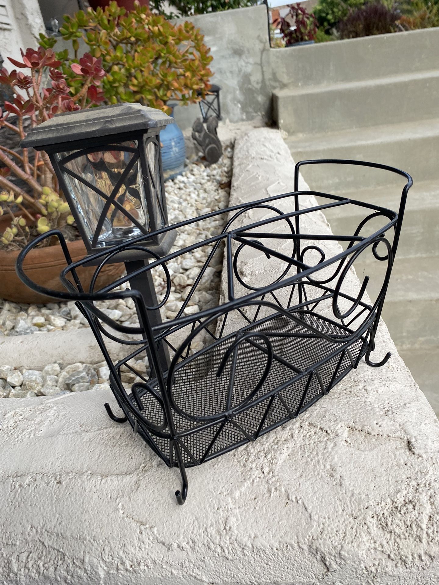 Black metal utensil holder