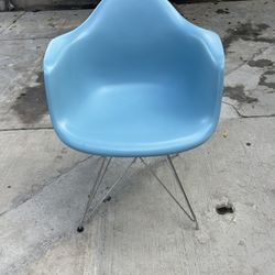 Herman Miller Eames Chair
