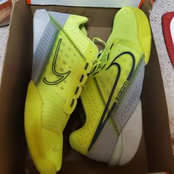 Cheap Shoes( PLEASE READ DESCRIPTION)